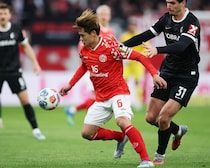 25歳日本代表「最近やばすぎるぞ」。視野の広さも一流！ 決定機演出のダイレクトパスに「驚くべき」などの声