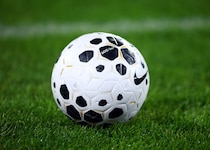 「プスカシュ賞はもう決まりだ」エリア外から迷いなし！ モロッコリーグで生まれた異次元の“ラボーナ弾”にファン熱狂！「AIかと疑うレベル」「狂ってる」