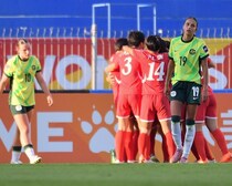 「残酷な一撃ですべてが終わった」北朝鮮に完敗。W杯出場を逃したU-20豪州女子に母国メディアも心打たれる「恥じることは何もない」【U-20女子アジア杯】