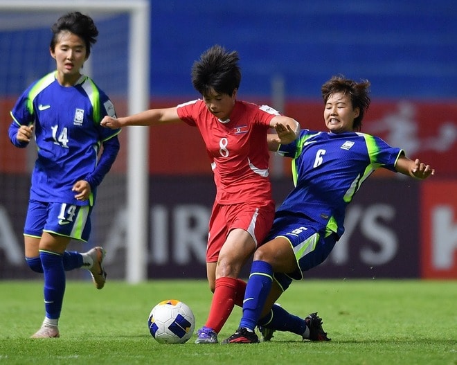 “０－32”５失点で敗れた北朝鮮にリベンジなるか!? ４強で南北対決、再び。韓国メディアが提言「まずはシュートを試みていくことが必要」【U-20女子アジア杯】