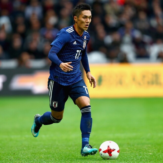 「泣くわ」「まだまだできそう」現役引退を発表したばかりの元日本代表FWが古巣を訪問!「侍みたいな髪型やな」などファン反応