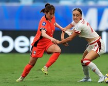 韓国女子が不調「“10人”のカナダ代表にも完敗」。自国メディアも無念「２試合で計８失点、２連敗の泥沼に陥った」