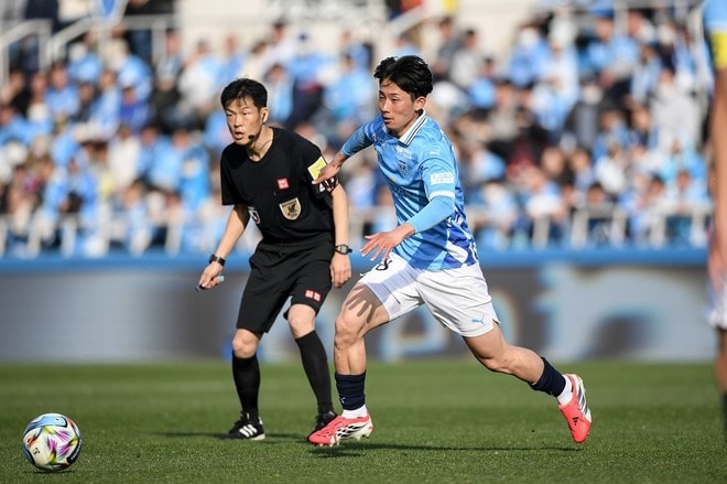 「バルサで10番のヤマルは同い年」。やれるか、やれないかじゃない。横浜FCの18歳ルーキー岩崎亮佑はきっぱり「やっていかないといけない」