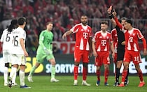 「違う形で負けたかった。審判の行為で全て台無し」マドリー指揮官が激怒！退場がCL敗退に直結「彼らはプレー経験がないのか、あるいは…」