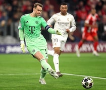 「全く上手く蹴れなかった。僕が悪かった」POM→開始34秒でまさかの…40歳名手が失点直結ミス。それでもマドリー撃破でCL４強入り