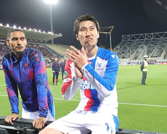 鎌田大地が先発のパレス、欧州カップ戦制覇へ前進！ まさかのアクシデントも指揮官は総合力を評価「本当に偉大な功績。今夜は存分に喜びを味わいたい」