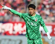 鹿島GK早川友基のビッグセーブ「もう見慣れた光景ですね」。元日本代表FWも称賛 クリーンシートは今季７試合目