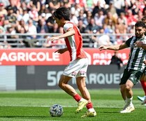 「大丈夫か」「負傷が気になる」日本代表戦士が接触プレーで…ネット騒然「ゾッとした」「W杯で絶対必要」