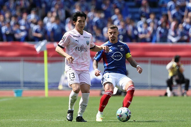 「SBは走ってなんぼ」川崎の左SB三浦颯太が改めて存在感を示す背景...先輩の山根視来とも通じる悩んで立ち戻った原点