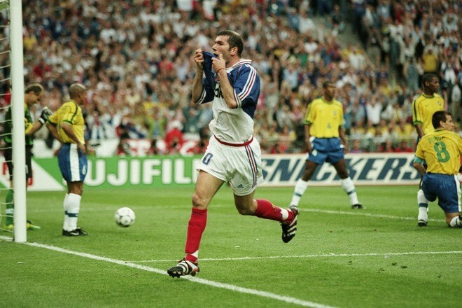 【W杯回顧録】第16回大会(1998年)|ジダンの2発、ロナウドの異変――開催国フランスが頂点に。そして、初出場の日本を待ち受けた“世界の現実”