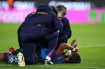 「うそやろ？」「ショックすぎ」サッカー界に大激震　スペイン代表の18歳エースがPK成功直後に負傷、今季絶望の可能性「W杯間に合わないとかやめてくれよ」