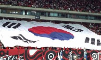 「僕が試合を台無しにした」韓国クラブの主力を担う日本人MFがハングルで謝罪。指揮官は前半で交代の背景を説明