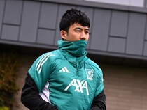 「シーズン終盤に戻ることを期待している」リバプール指揮官が注目発言！ 離脱中の遠藤航の現状を明かす「リハビリチームとともに…」