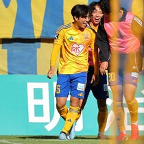 ベガルタが破竹の開幕12連勝！ 決勝弾の19歳レフティは意気揚々「ダービーは勝ってなんぼ」