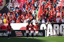 浦和レッズが“田中達也体制”初陣で川崎を２－０撃破！ 連敗を「７」でストップ