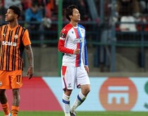 鎌田大地が圧巻の１ゴール・１アシスト！鮮烈ハーフボレーで今季初得点となる決勝弾！パレスを３－１勝利に導く【UCL準決勝】