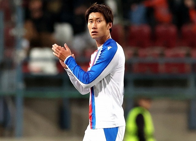 「返し最高笑」「あまりにも鎌田らしすぎる」今季39試合目で初ゴール…日本代表MFの“反撃”にファン爆笑！「めちゃくちゃ仲良いやん」