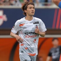 「なんじゃ６－０って」「何が起こった？」愛媛がダービーで圧巻のゴールショー！「やばすぎる」「大木サッカー最高」などファン歓喜