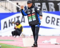 「底知れぬ秋田の底力を見せてくれた」開幕13連勝の首位仙台に快勝！ 56歳指揮官が誇り高き選手たちを激賞