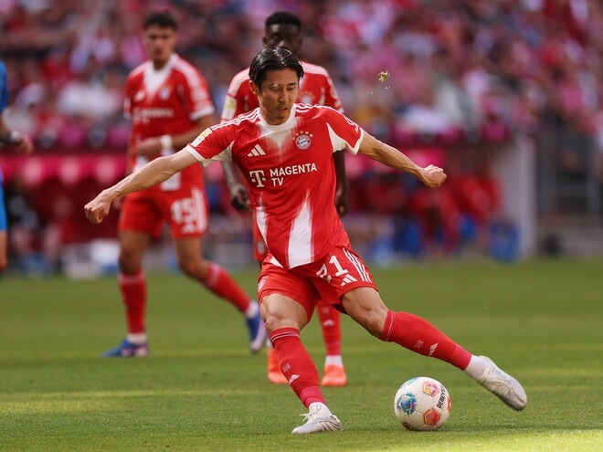 伊藤洋輝が４試合連続先発の王者バイエルン、後半ATのラストプレーで同点弾！ 最下位ハイデンハイムと３－３ドロー