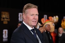 「日本も３バック。我々は苦労する可能性がある」オランダ指揮官が森保Ｊに警戒感あらわ。対策に言及「マンツーマンで守備をしなければならない」