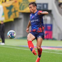 “再発リスク”の恐怖はなかったのか？ 長友佑都が右足肉離れから53日ぶりの復帰戦で語った“ポジティブな手応え”【FC東京】