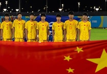 「大番狂わせ」「日本人監督の采配は理解不能だ」42得点０失点の“中国最強世代”、初戦で敗北に母国衝撃！指揮官を痛烈批判「日本人がまた同じ失敗をした」【U-17アジア杯】