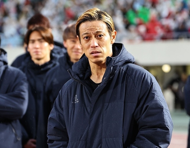 「性格が悪い。バカにしている」かつて本田圭佑が批判した33歳DFが同僚に“暴行”か「激しい口論の末に…」