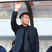 「だからこそ、止まらない」４連敗も悲壮感なし。藤枝の槙野監督が楽しむ成長のプロセス「大きく羽ばたくための大事な時間」
