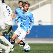 「自分がやっぱり、やらなきゃなって」山田康太がピッチに立ち続ける理由。もう一度、横浜FCをJ１へ「引っ張っていきたい」