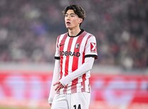 「W杯は間に合いそうです」日本代表に朗報！鎖骨骨折の鈴木唯人が怪我の状態について明かす「EL決勝はさすがに無理ですけど…」【現地発】