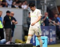 ドイツ古豪の日本代表DFが開始５分でまさかの一発レッド…最終節は出場停止で今季終了か