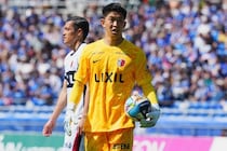 「簡単に負けちゃいけない」圧巻PKストップで勝利に導く！ 鹿島の日本代表GKが示した覚悟「優勝争いに向けて重要な勝ちになった」