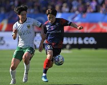 「いとも簡単にパッと前を向ける」Ｊ名将が佐藤龍之介の“ターン”を力説！「岡崎も上手かった。建英もしかり」