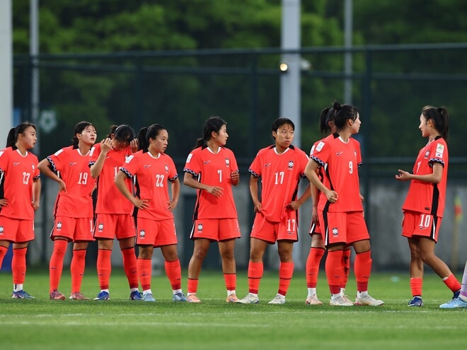 「日本に敗れて、希望も消え去った」“日韓戦”敗戦でW杯出場を逃す…韓国メディアが嘆き節「互いのセットプレーが明暗を分けた」【U-17女子アジア杯】