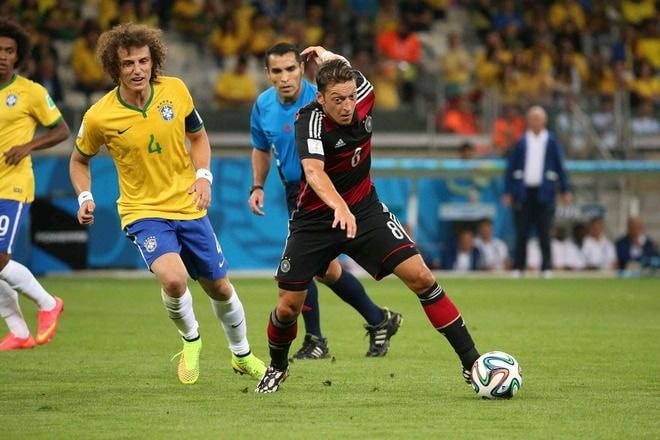 【W杯回顧録】第20回大会（2014年）｜「１－７」の悪夢…開催国ブラジルを襲った悲劇。メッシ躍動、日本は惨敗。その大会の裏にあった“国民の不満”