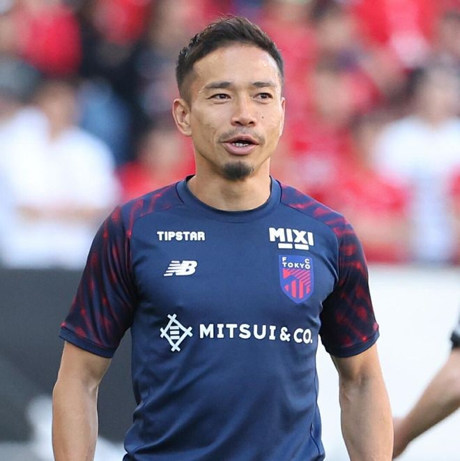 W杯メンバー入り翌日、なぜ長友佑都は浦和戦で起用されなかったのか? FC東京の指揮官がその理由について言及