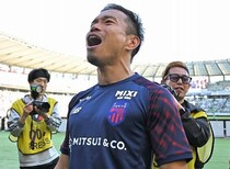 「長友は最初から確定」「FWはそんなにいらない」長友招集、守田選外、遠藤ら“不透明組”…ブラジル人記者がW杯26人を徹底評価！「とても不安」な部分は？