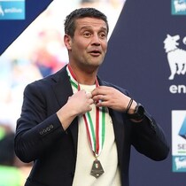「交渉開始は問題なし」イタリア王者がW杯選出の日本代表戦士を視察と伊メディア報道！45歳指揮官と再会も「監督は彼をよく知っている」
