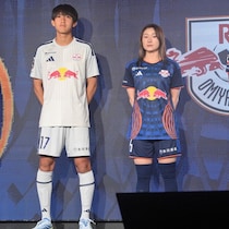 RB大宮が2026/27シーズンの新ユニホームを発表！新たにアディダスとサプライヤー契約