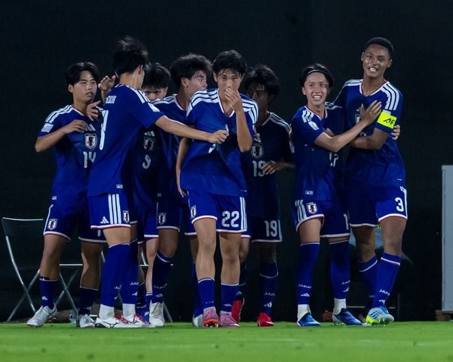 U-17日本代表、アジアの頂点に！ 中国に３－２で競り勝ち、最多５度目の優勝を飾る【U-17アジア杯】