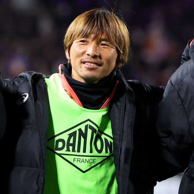 「なんの役にもたたんかったけど」WEST首位神戸の37歳アタッカーが心境綴る。6試合・0得点「出れてないからこそもっと頑張る!」