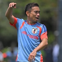 「彼のような選手、日本には誰もいないので」長友佑都が明かす“吉田効果”「お互いしぶといなって」【W杯日本代表】
