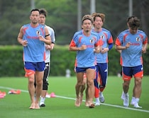 W杯に向けて始動した日本代表が13人で２日目の練習を実施。動きの良さを見せていたのは…