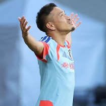 「今日、バカ調子良い！」長友佑都がアイスランド戦前日練習のロンドで神業連発！股抜きされた”２人”とは…【日本代表】