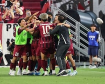 神戸のボールパーソン「ほんとすごい！」アシストした武藤への“アシスト”が話題「何回も見てしまった」「なかなかな判断力」