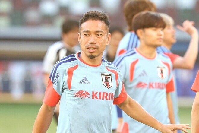「賛否両論あると思う」39歳・長友佑都のW杯メンバー入りに日本代表戦士が本音「僕も外にいた時は思うこともあった。でも…」
