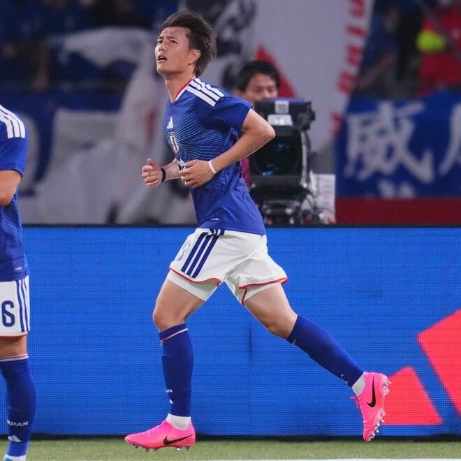 「結果しか残さない漢」「最高すぎる」小川航基が殊勲の決勝弾！ W杯で適用予定の新ルール下で生まれた一発に「気を付けないと足元すくわれる可能性もある」の声も