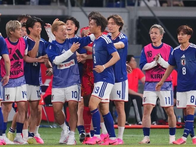 小川と塩貝の２トップに、左シャドーの後藤が積極的に前線へ。実質３トップで奪った決勝点。３つのポイントを埋める理想形が実現【日本代表】