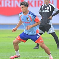 「自分の名前を知ってもらうチャンス」21歳のシンデレラボーイがW杯で抱く野望──オランダ戦は”人生を変える一戦”【日本代表】